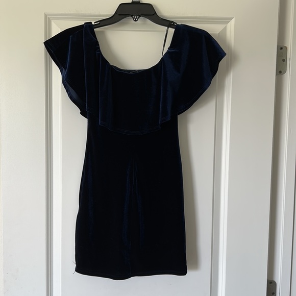 FOREVER 21 “BUNDLE OF 4” DRESSES SHORTS SKIRT SIZE S - Picture 3 of 11